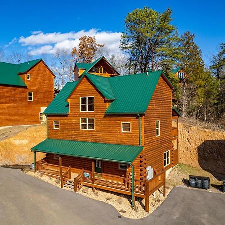 5Bd5B Escape Cabin With 2 Hottubs, Thtr &Game Rm,1Mi To The Parkway! 4Mi To Dollywood - Spring Deal 鸽子谷 外观 照片