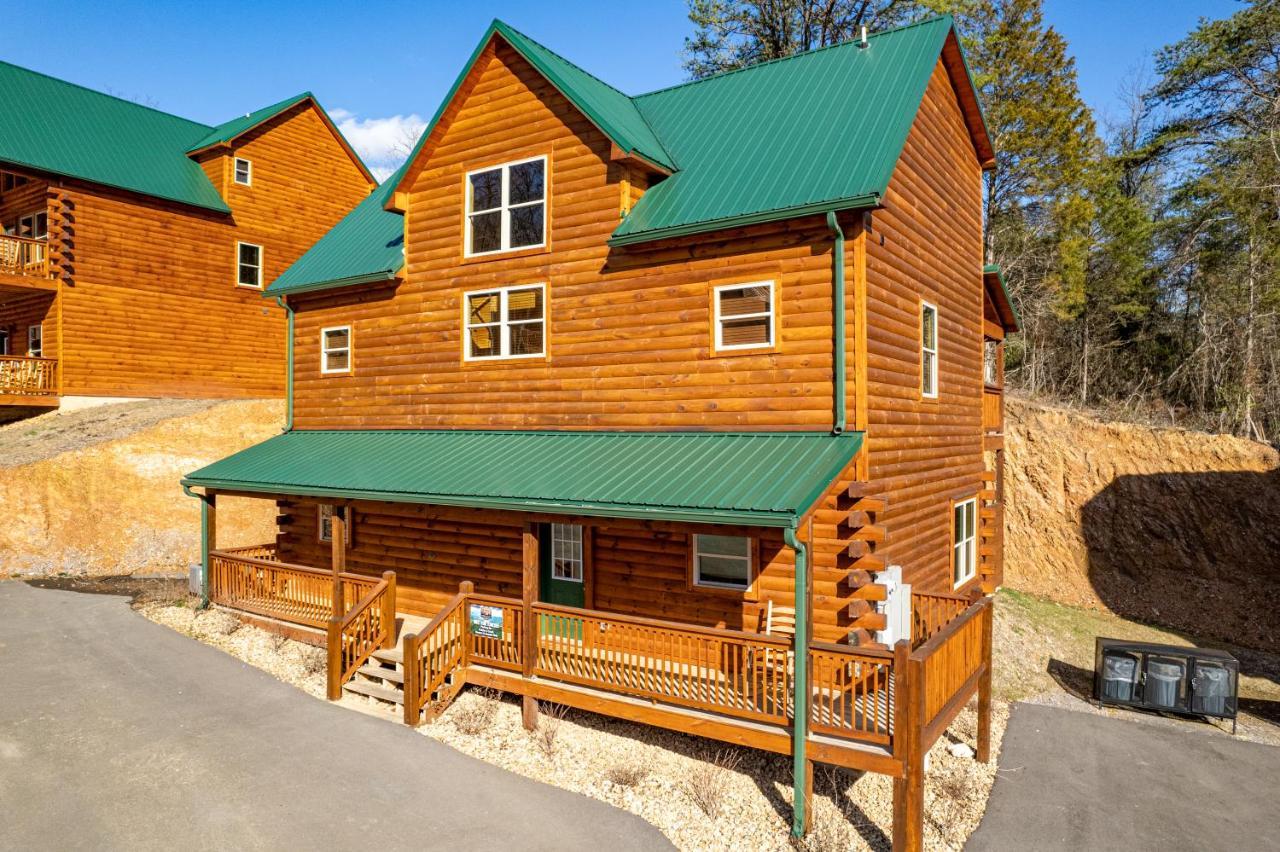 5Bd5B Escape Cabin With 2 Hottubs, Thtr &Game Rm,1Mi To The Parkway! 4Mi To Dollywood - Spring Deal 鸽子谷 外观 照片