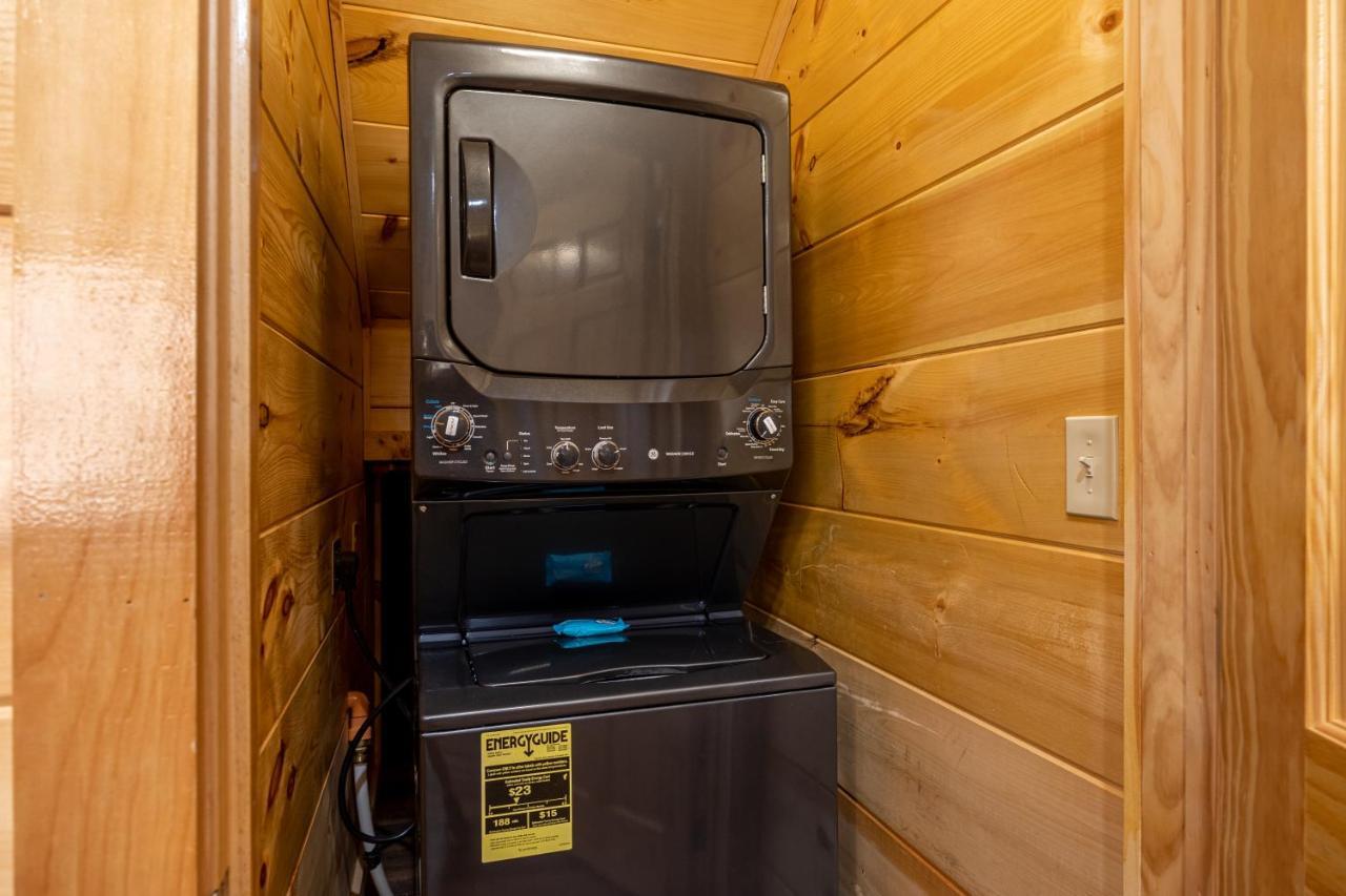 5Bd5B Escape Cabin With 2 Hottubs, Thtr &Game Rm,1Mi To The Parkway! 4Mi To Dollywood - Spring Deal 鸽子谷 外观 照片