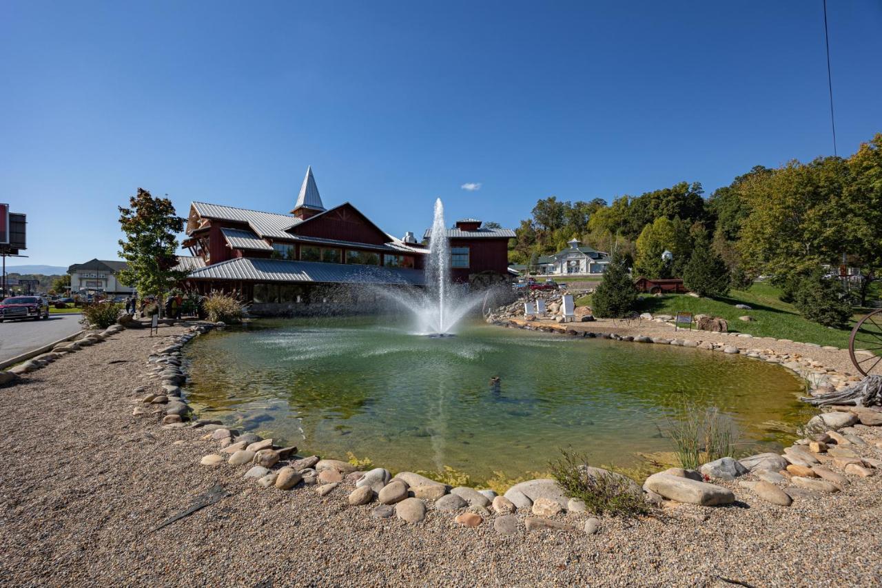 5Bd5B Escape Cabin With 2 Hottubs, Thtr &Game Rm,1Mi To The Parkway! 4Mi To Dollywood - Spring Deal 鸽子谷 外观 照片