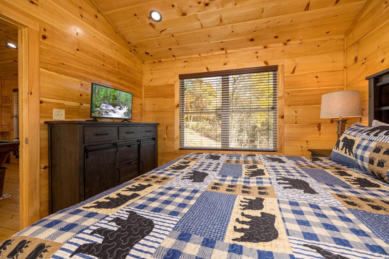 5Bd5B Escape Cabin With 2 Hottubs, Thtr &Game Rm,1Mi To The Parkway! 4Mi To Dollywood - Spring Deal 鸽子谷 外观 照片