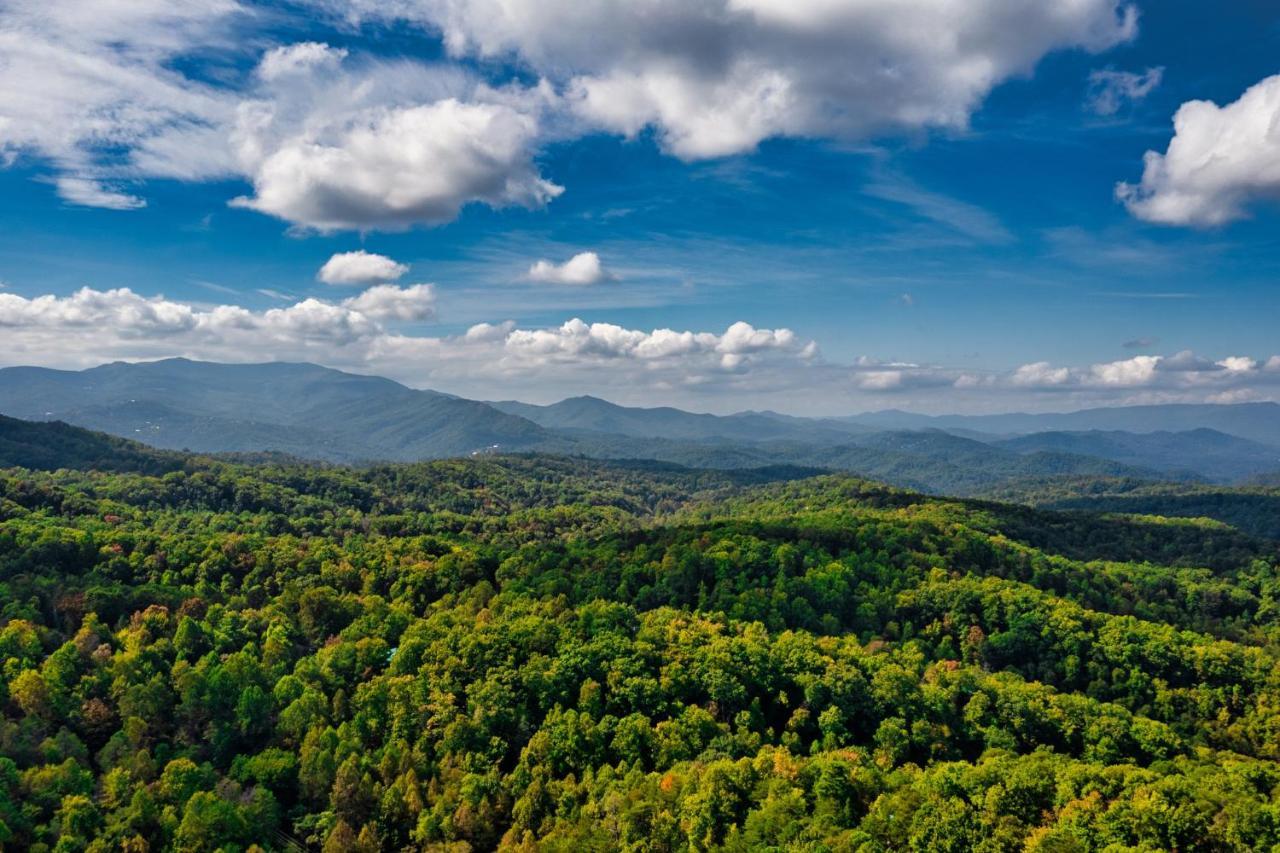 5Bd5B Escape Cabin With 2 Hottubs, Thtr &Game Rm,1Mi To The Parkway! 4Mi To Dollywood - Spring Deal 鸽子谷 外观 照片